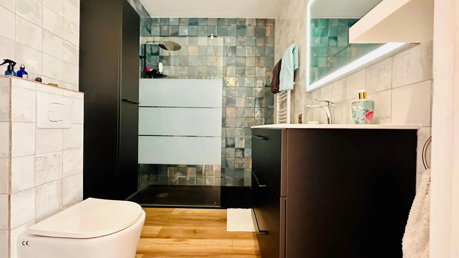 Garraf - Apartamento Cerca De La Playa Con Terraza Privada Roses